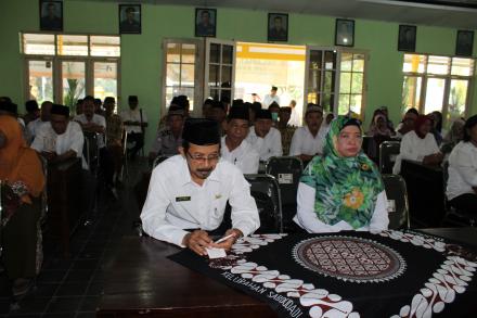 PENGAJIAN JUMAT PAGI BERSAMA MUSPIKA KECAMATAN BANTUL